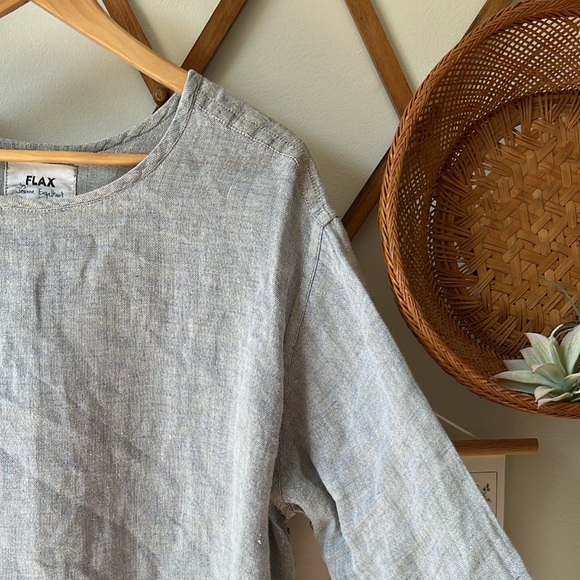 Gray Flax Top - Picture 2 of 3